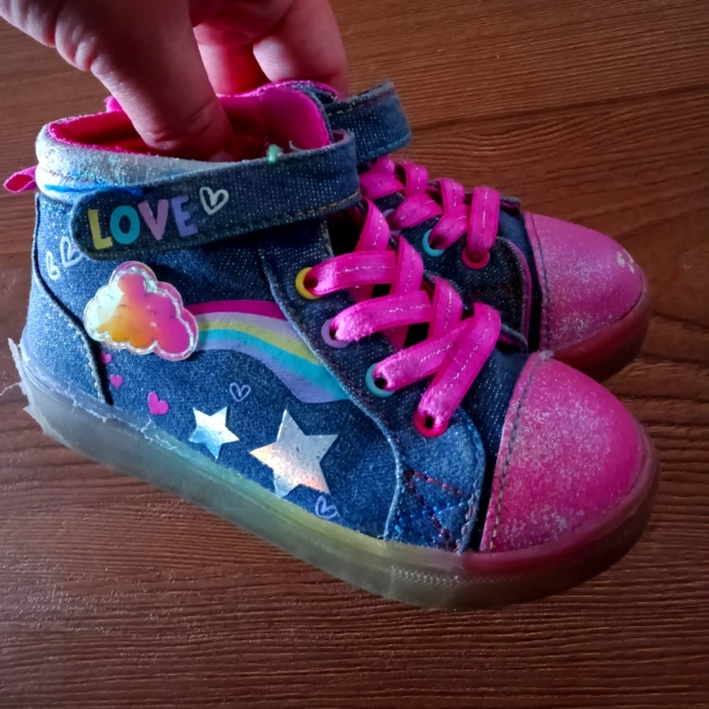 Girls light up rainbow shoes